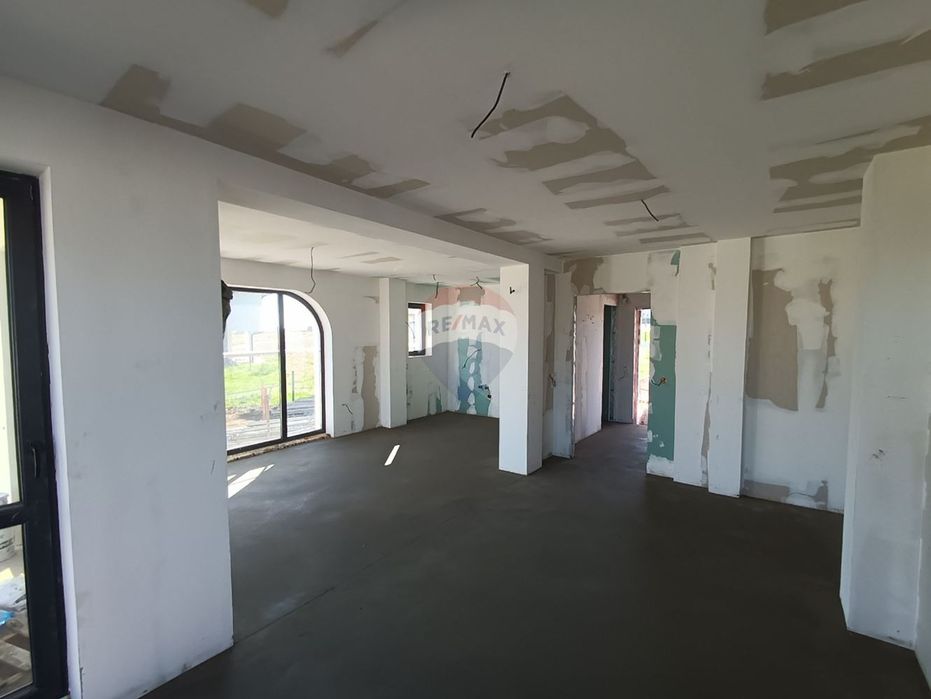 Продава се Къща в с. Кичево, Област Варна - 146 кв.м за 1357 €/кв.м - Снимка #2