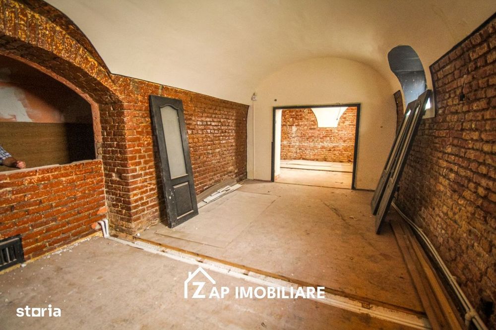 Clădire Stradală langa LIDL cu Vad Intens | Teren 1.100 mp | Zero Comi