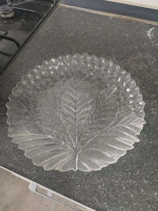 Тарелки, разные,600