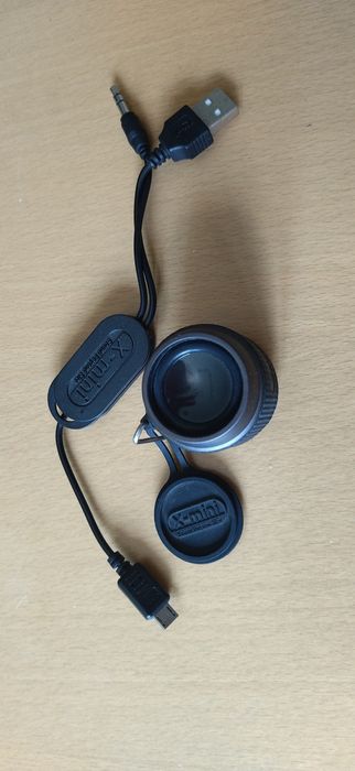 X-mini thumb size speaker