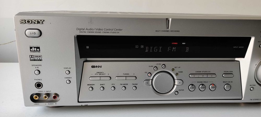 Sony STR DE 685 amplificator 5,1 si stereo sunet bun