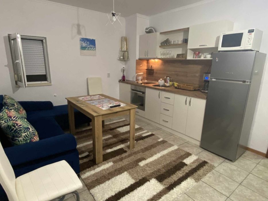 Продава се Двустаен апартамент в Русе, Чародейка - Юг - 55 кв.м за 6 €/кв.м - Снимка #4