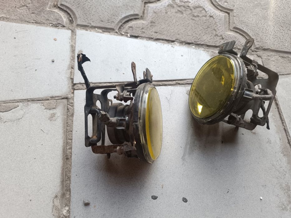 Противотуманки Mitsubishi Montero sport