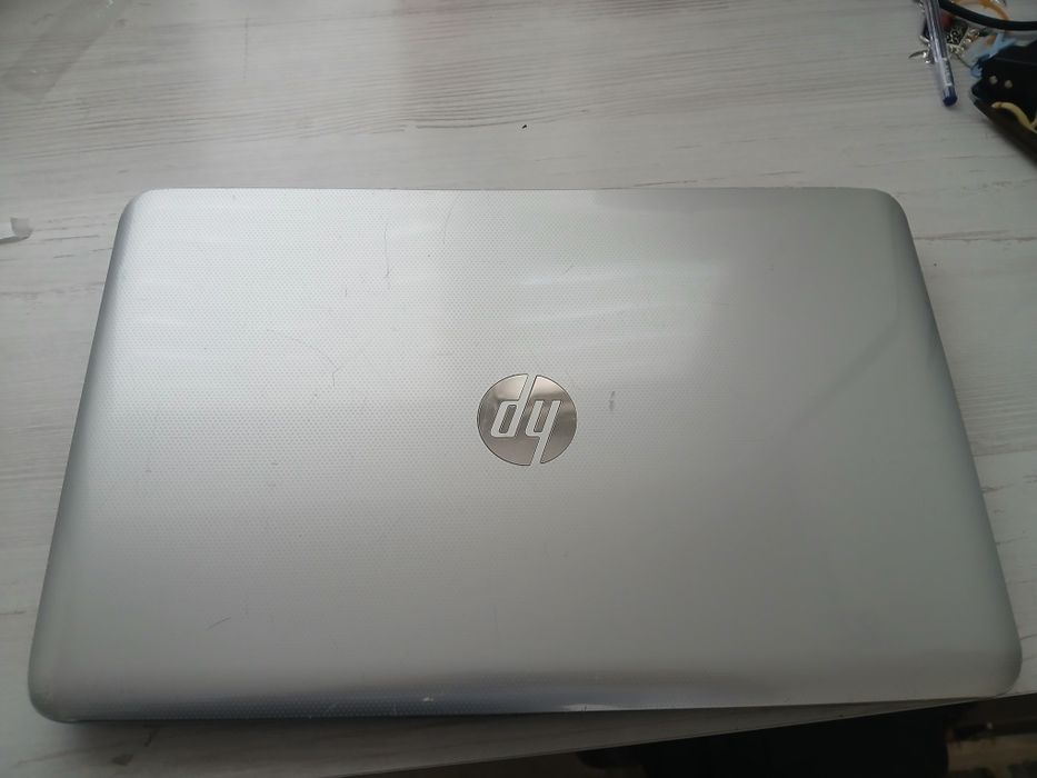 Ноутбук HP i5 6GB HDD500G