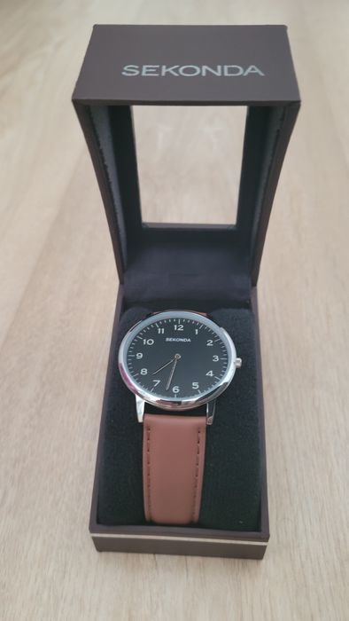 Ceas Sekonda Black Dial Brown Strap