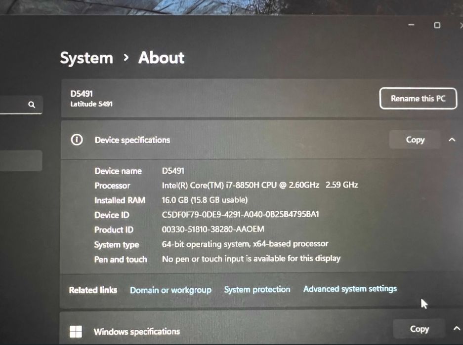 Laptop  i7 8850H 16GB RAM 256GB GPU NVIDIA