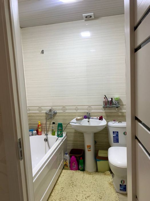 Срочно продается 3х комнатная мансарда с высокими потолками