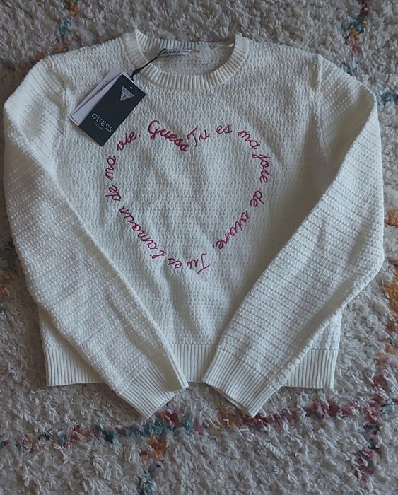 Pulover Guess, 14 ani