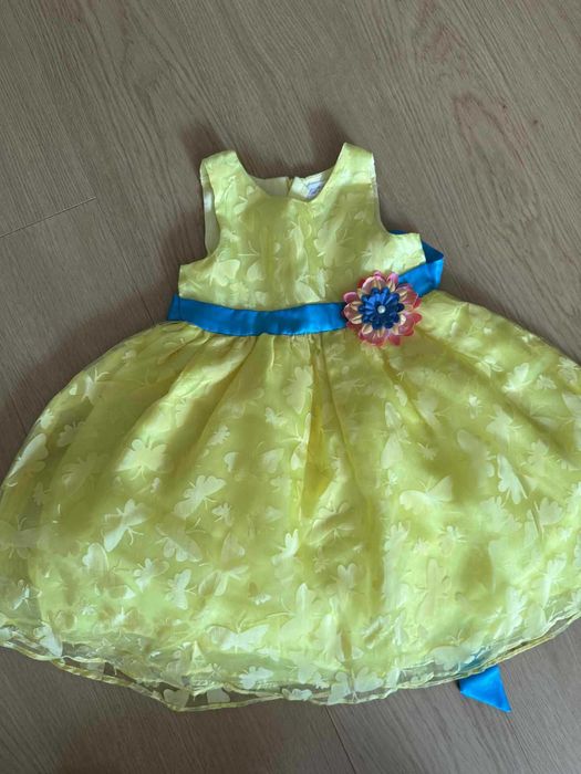 Детска официална рокля с пеперуди 92 см (1-2г.)