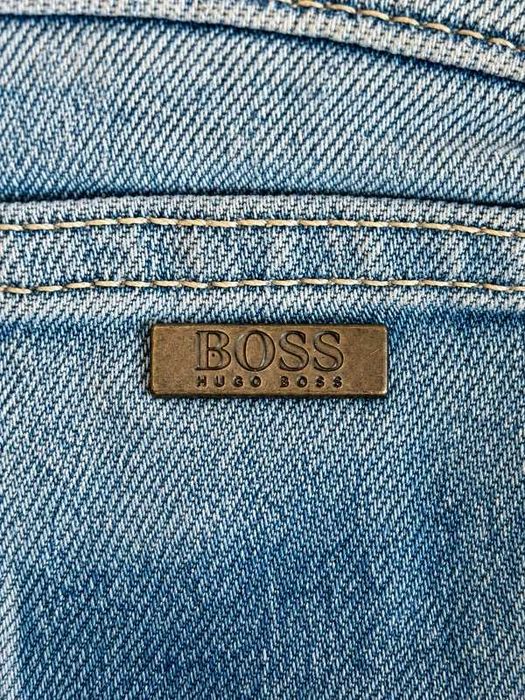 Blugi BOSS Hugo Boss 020 Delaware Slim Fit, denim albastru deschis – Mărimea XL