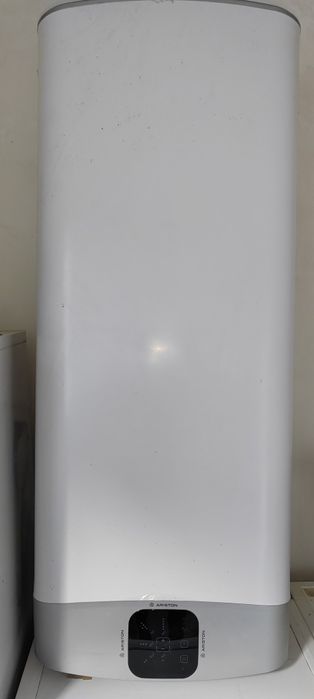 Vând boiler electric ARISTON