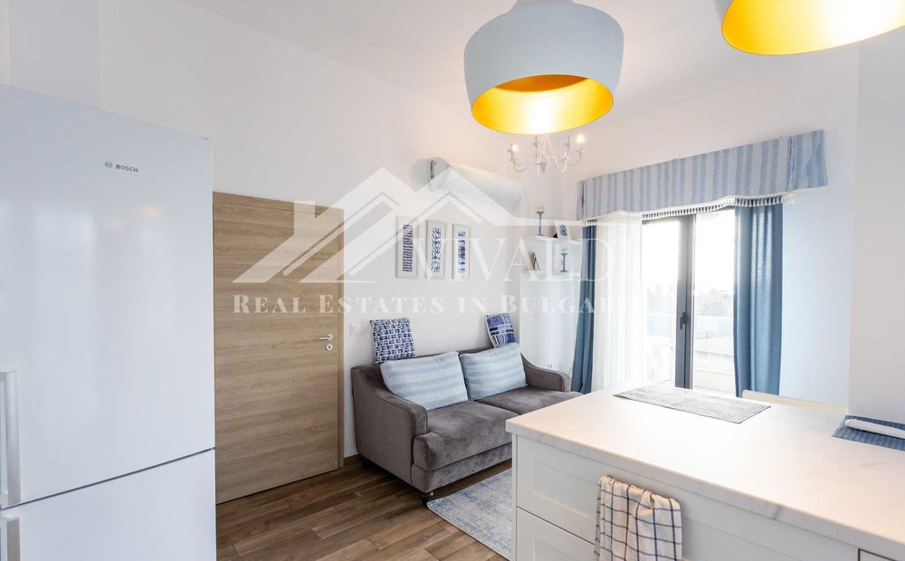 Продава се Тристаен апартамент в к.к. Св.Св. Константин и Елена - 107 кв.м за 1812 €/кв.м - Снимка #4