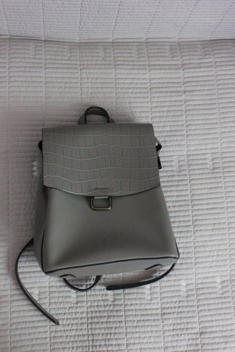 Продам женский рюкзак