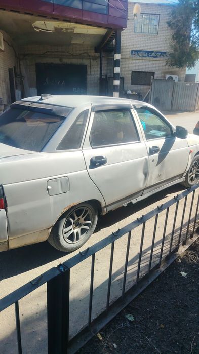 Продам ваз 2110 газ бинзин