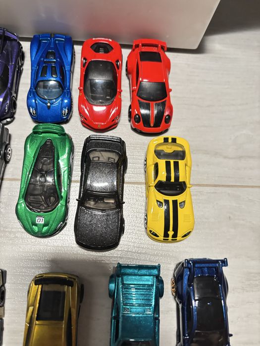 продам Hot wheels