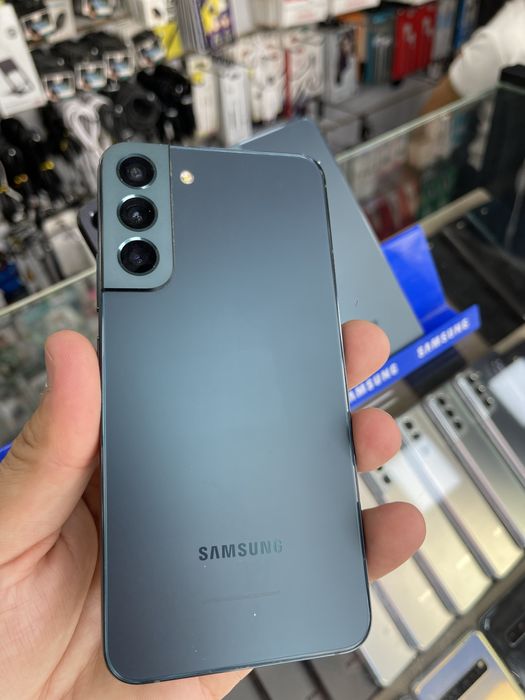 S22Plus. 8/256GB Green Black.