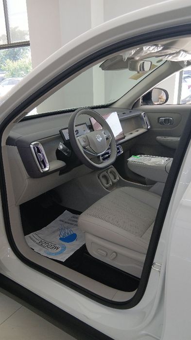 Leapmotor B10 510KM EV Smart 3 yil garantiya NALICHI BOR. SARDORBEK