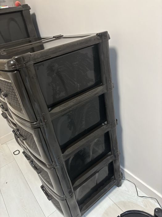 Продаю пластиковые комоды