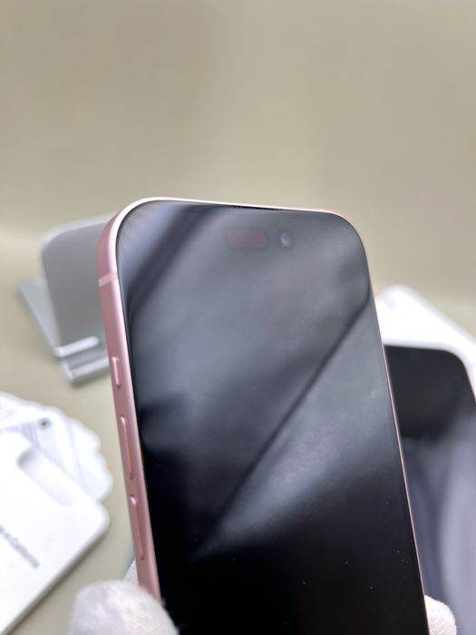 3бр. iPhone 15, iCloud, КАТО НОВИ, 100% батерия, НА ЧАСТИ!