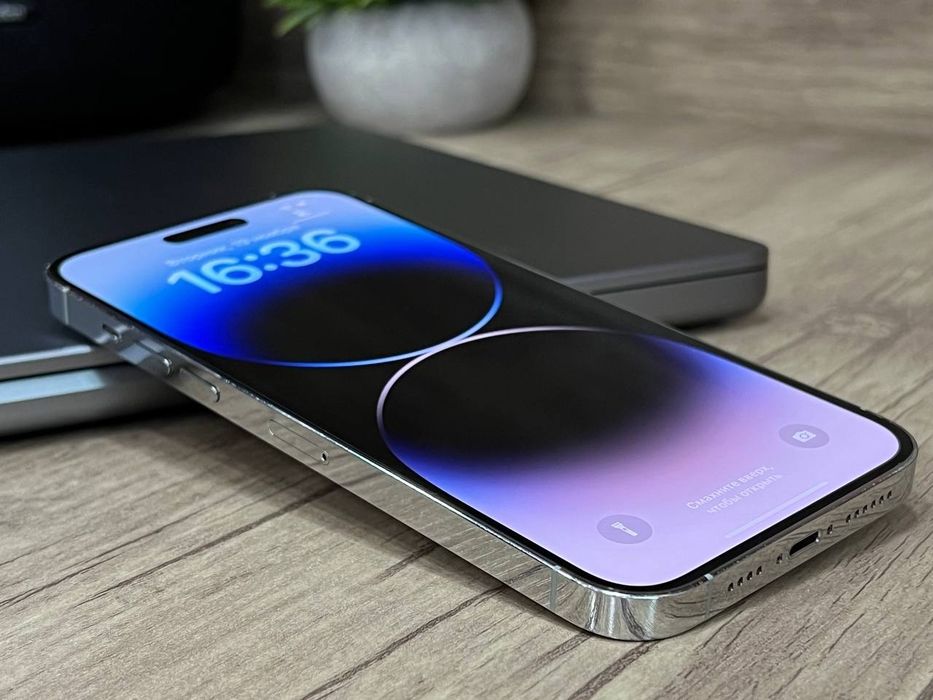 Продам iPhone 14 Pro Max 256GB White  Б.У