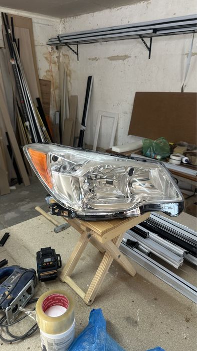 Правый фар субару форестер америка