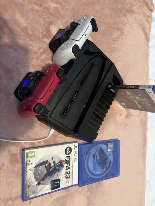 Ps 5 accesori manete ,stand,jocuri
