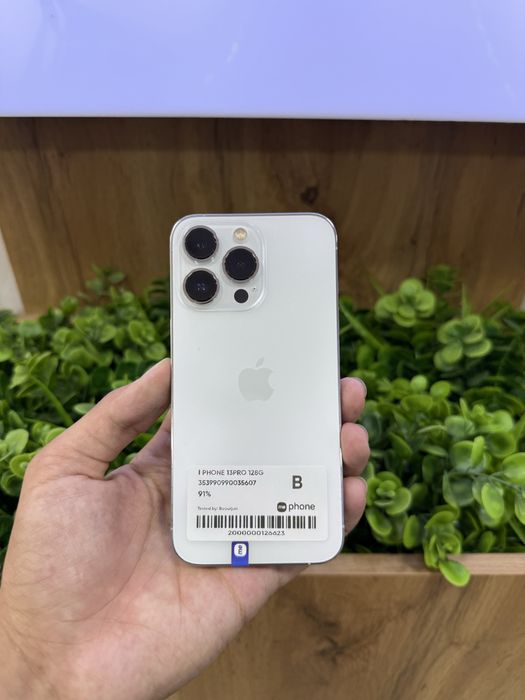 Iphone 13 pro ideal holatda karobka dok full 7 oylik kafolati bn.