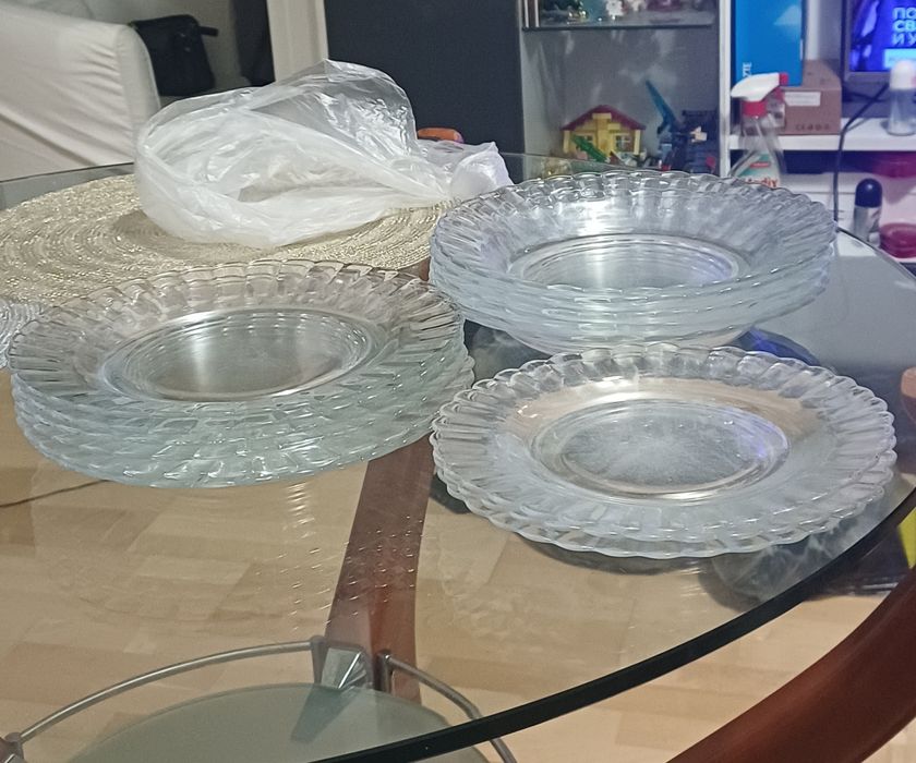 Прозрачни чинии от Дуралекс