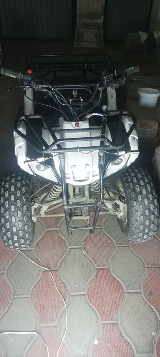Продам квадроцикл 125