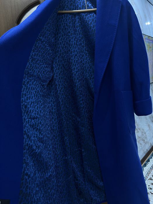 Продается пальто бренд есмеральда