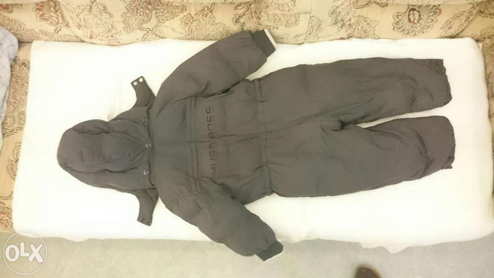 Детский комбинезон HUGO BOSS 94 размера