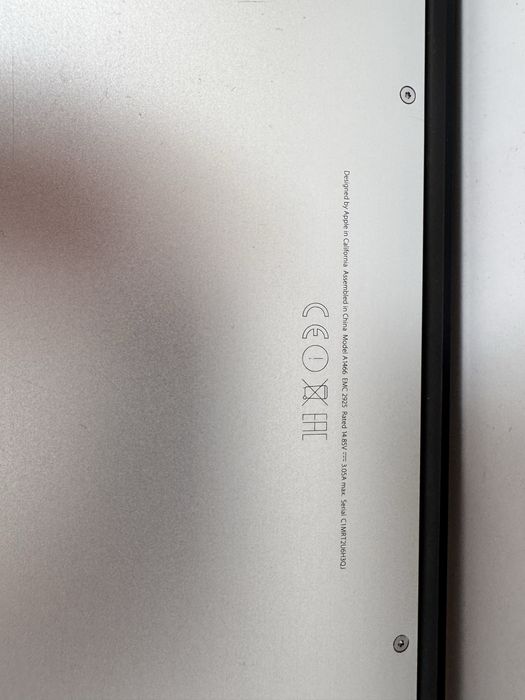 Лаптоп MacBook Air A1466, i7, 8 Gb Ram, 256 SSD