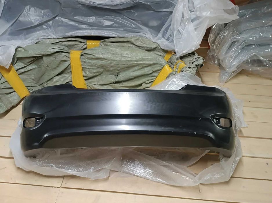 Бампер задний Хэндай Акцент 11- Hyundai Accent 11-(Седан)