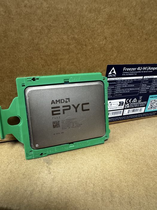 Workstation AMD EPYC 7452 256GB ECC asrock Romed8 2t AI Server Editare