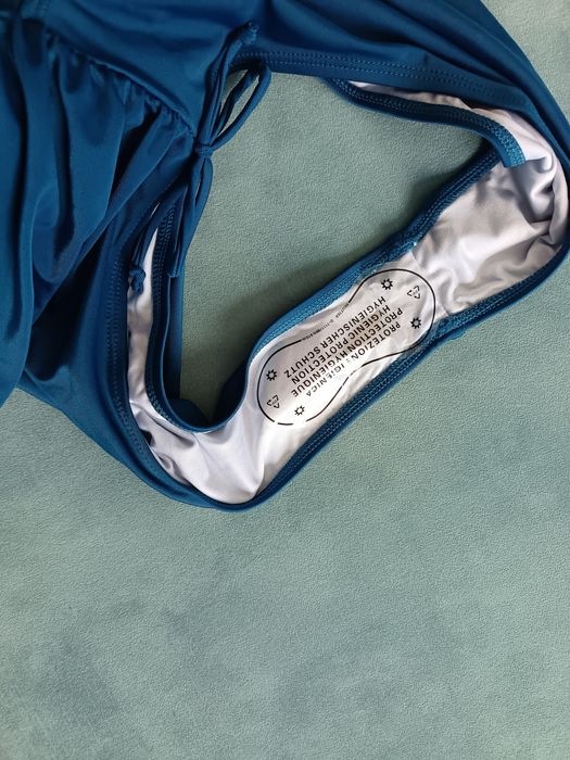 Нов цял бански в пастелено син цвят,р-р L