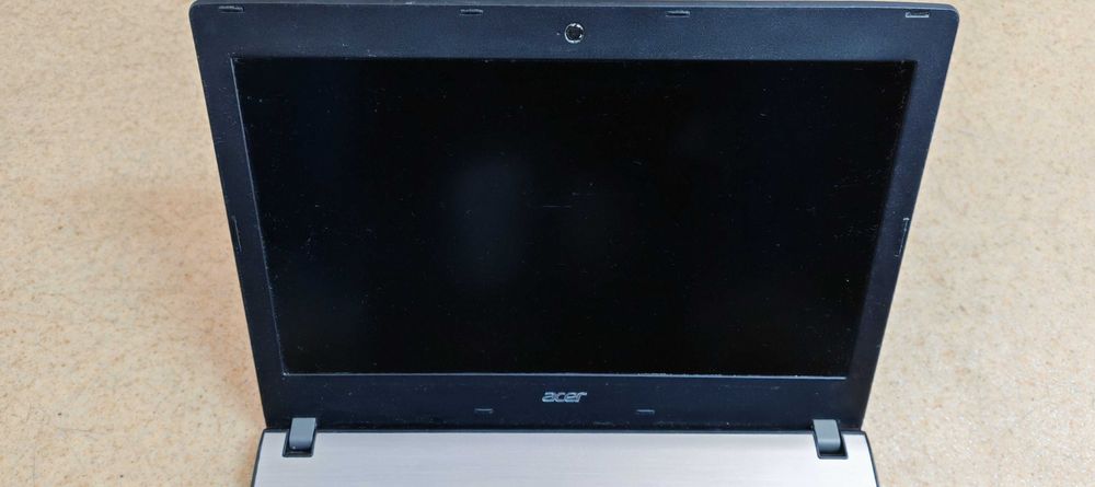 Laptop Acer Core I7 7500U 12gb ddr4 dspy 14inch fhd