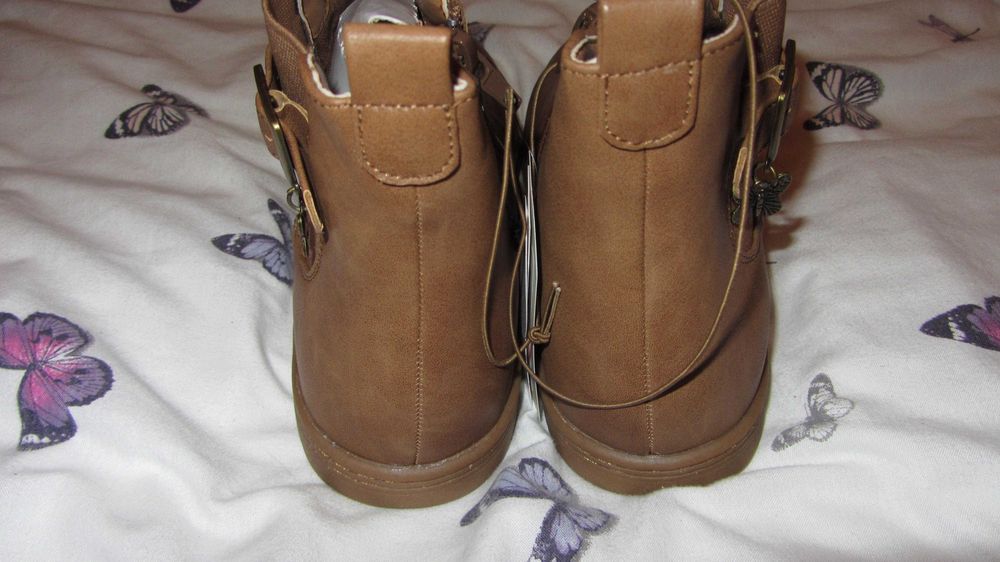 CRAFTED нови боти, 35 номер, стелка 22,5 см