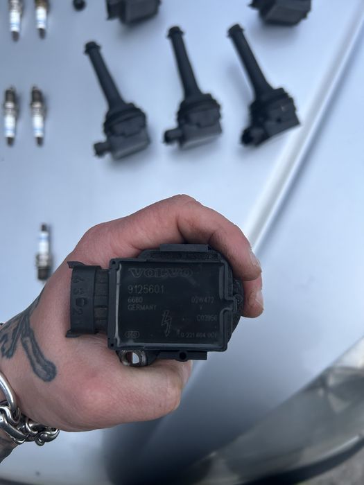 Бобини и свещи за Волво ХС90-Т6