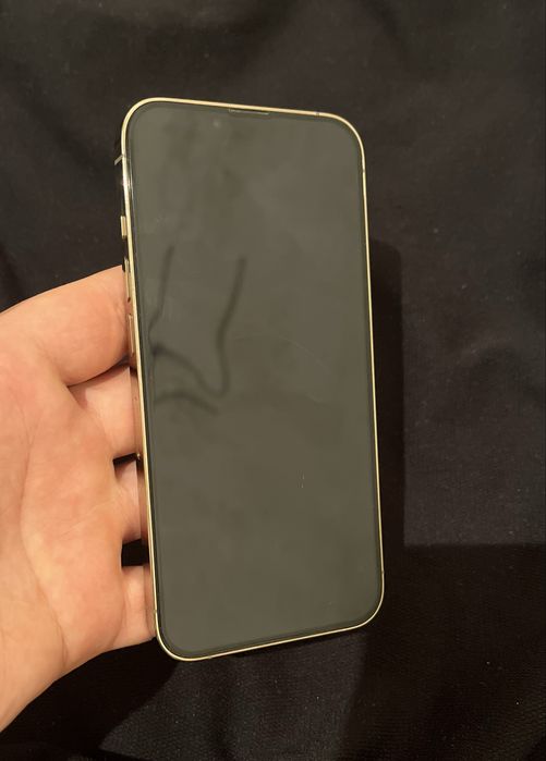 iPhone 13 Pro в хорошем состоянии