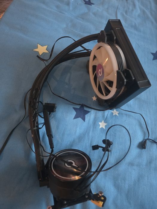 Vând cooler procesor