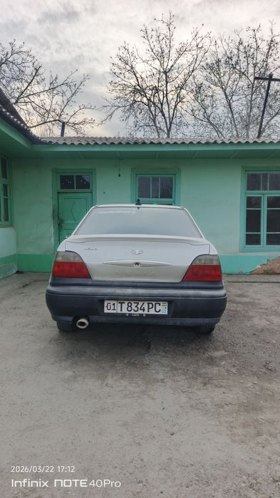 Mashina sotiladi arzon narxda