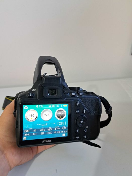 Aparat foto Nikon D3500