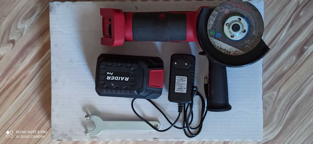 Акумулаторен ъглошлайф Райдър  20 волта