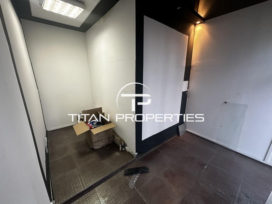 Дава се под наем Офис в Бургас, Славейков - 15 кв.м за 66.3 € - Снимка #1