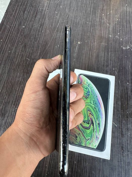 Iphone xs max 180$ kelishiladi