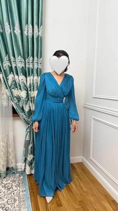 Нарядное вечернее платье (новое)