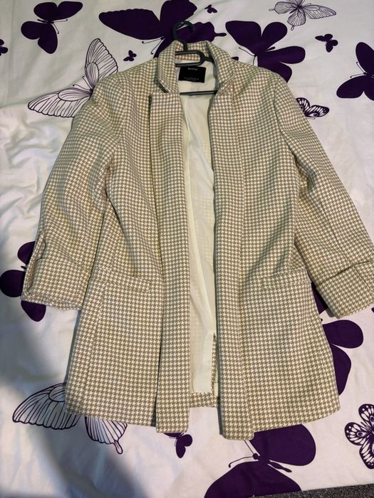 Продавам Блейзер на бершка