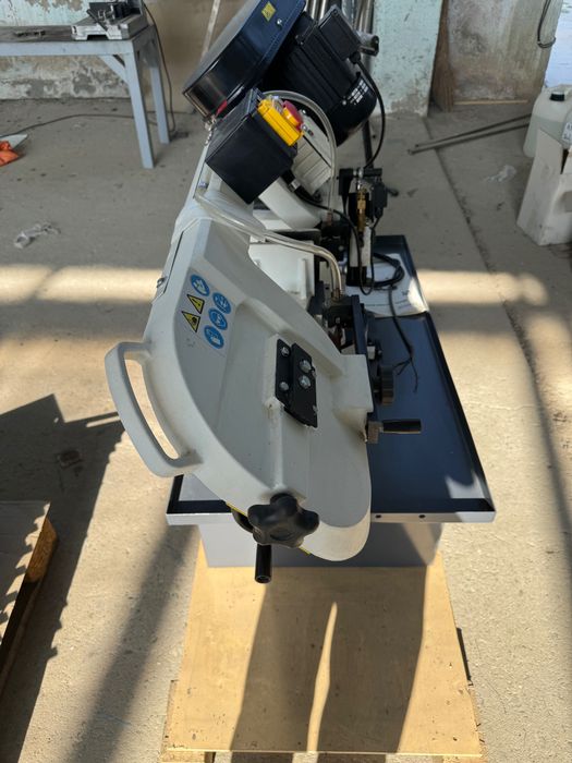 Лентоотрезна машина