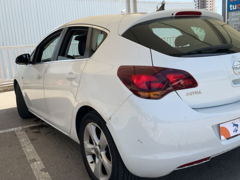 Opel Astra 1.7 CDTI Sport 2011