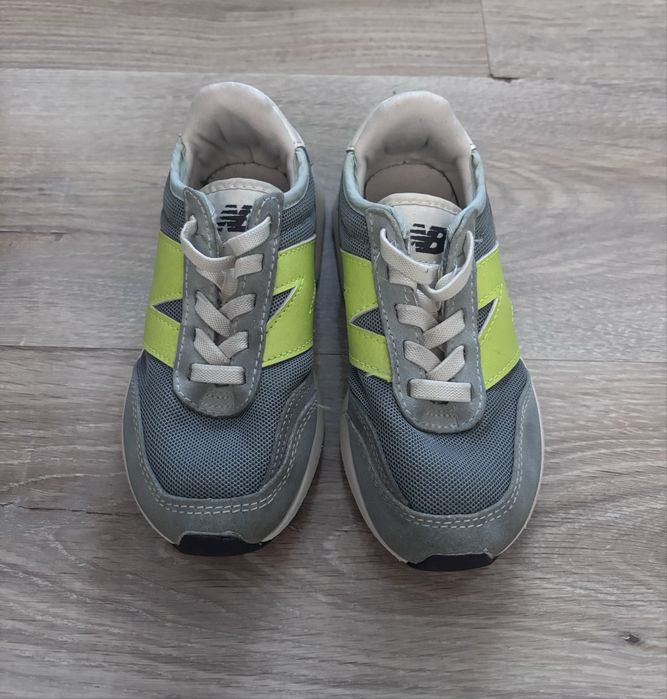 New balance маратонки